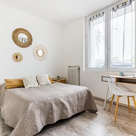 Le Steel-appart Cosy-parking-wifi-netflix Apartment